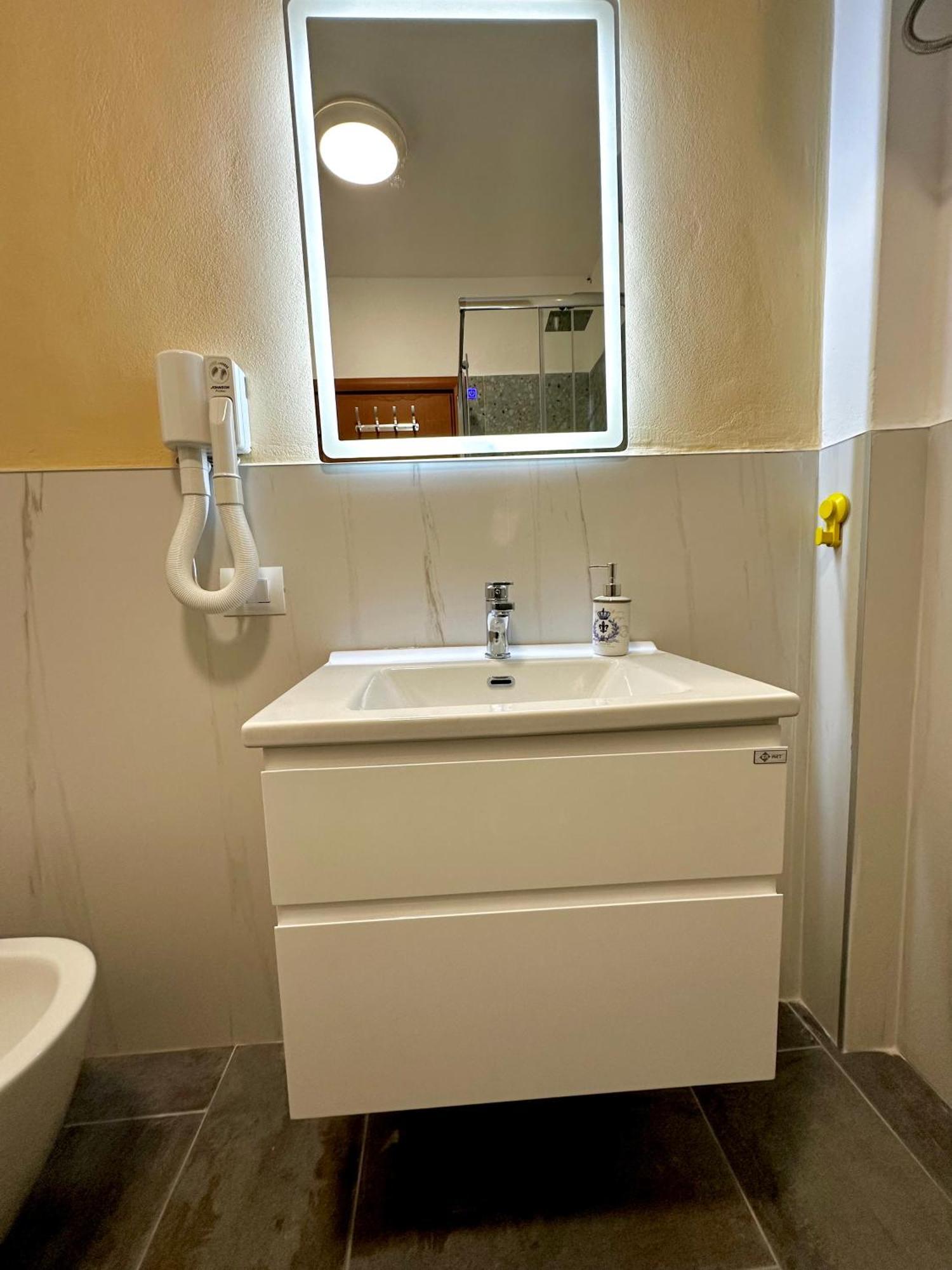 Elios Premium Apartment Royal Durrës 外观 照片